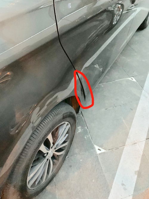 汽车后门刮了一下多少钱(汽车后门刮擦修复费用详解，价格因素与估算方法)