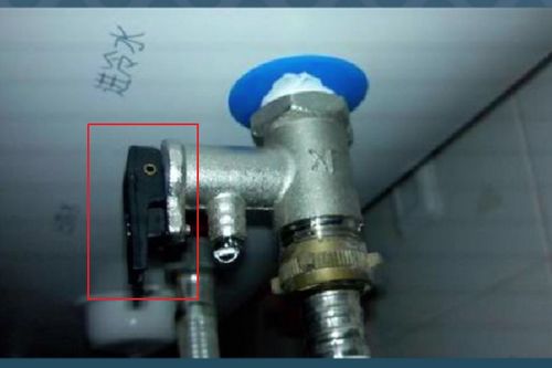 汽车进气泄压阀多少钱(汽车进气泄压阀的价格解析)