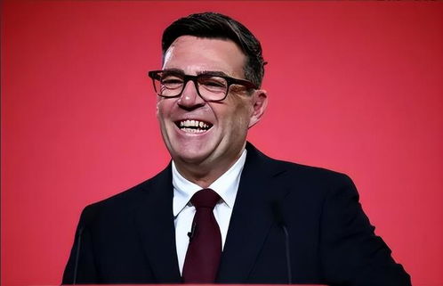 伯纳姆就任英国首相